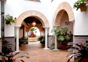 Apartamentos Turísticos Los Patios, Rota